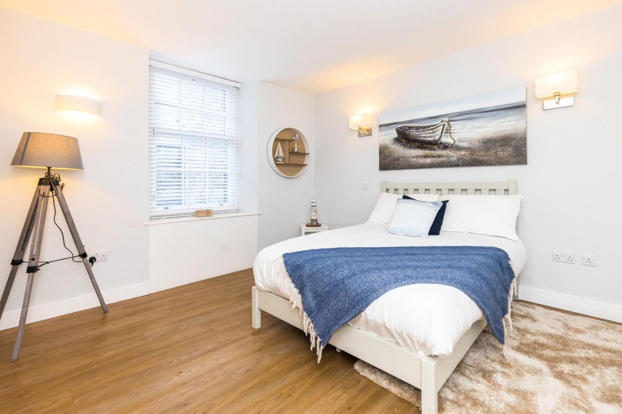 Luxury Modern 3 Bedroom Apartment In City Centre EDI Exterior foto