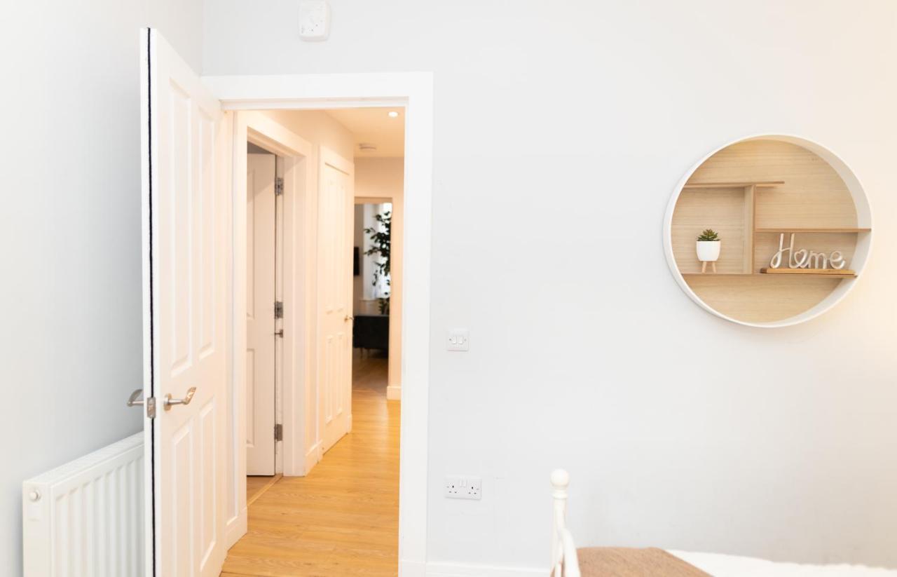 Luxury Modern 3 Bedroom Apartment In City Centre EDI Exterior foto